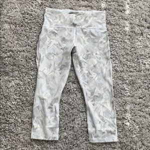 Lululemon crop leggings sz 10